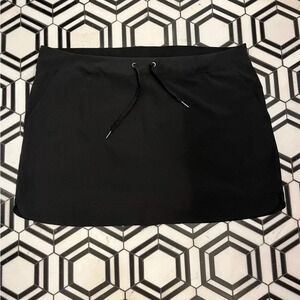 Gaiam Woven Skort Black Size XL